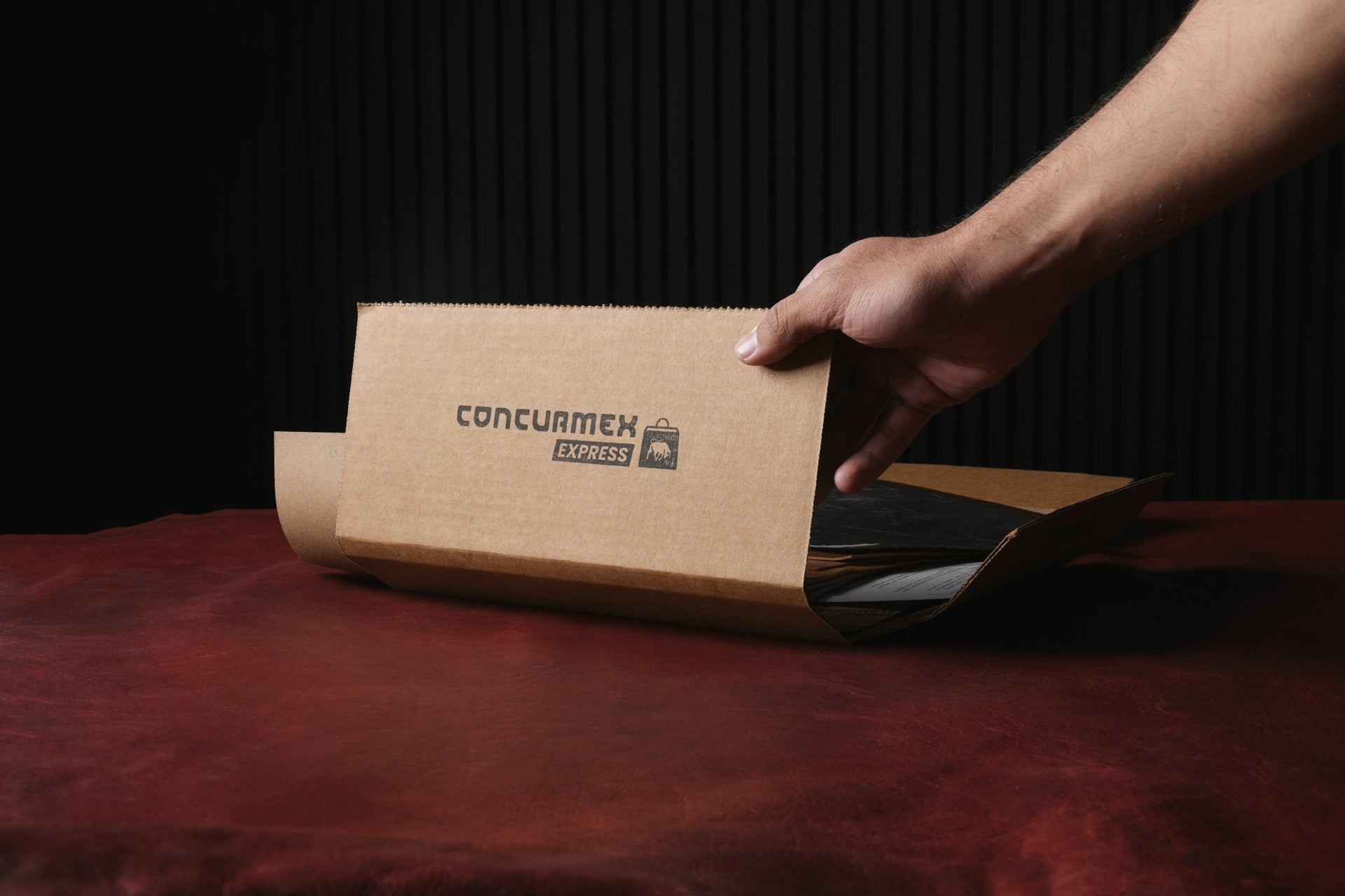MYSTERY BOX
